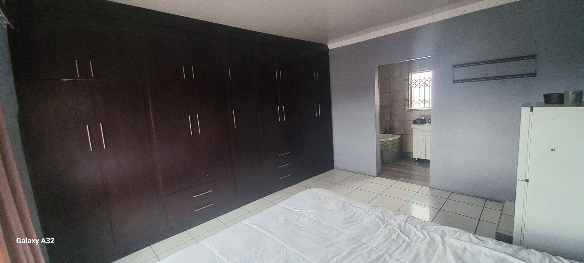  of property in Amalinda