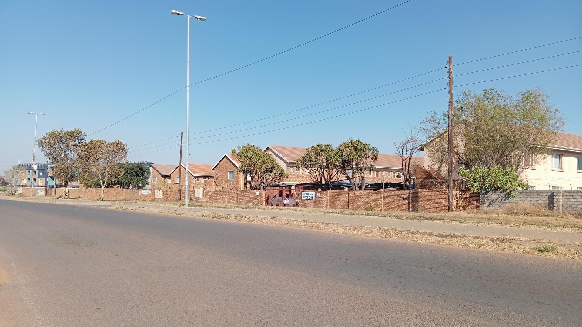 Front View of property in Lotus Gardens
