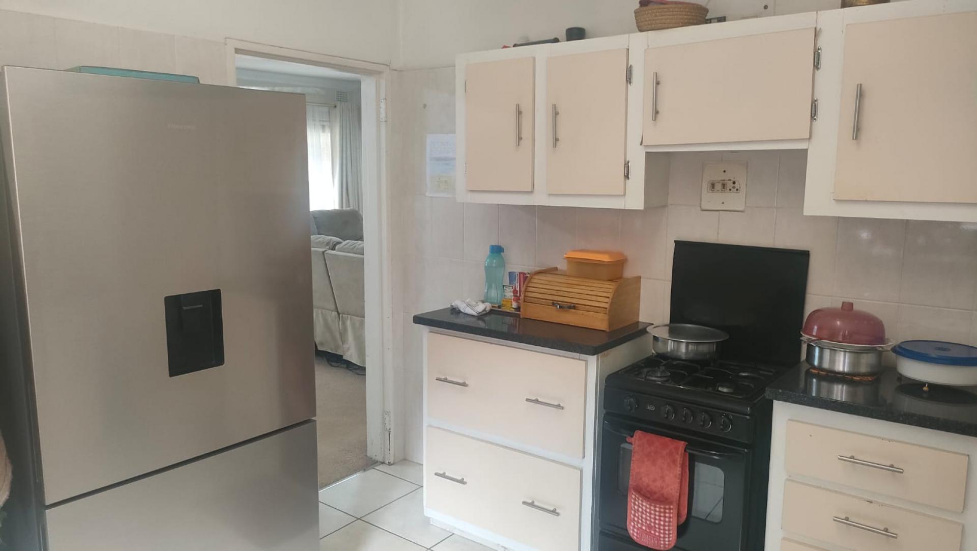  of property in Assagay