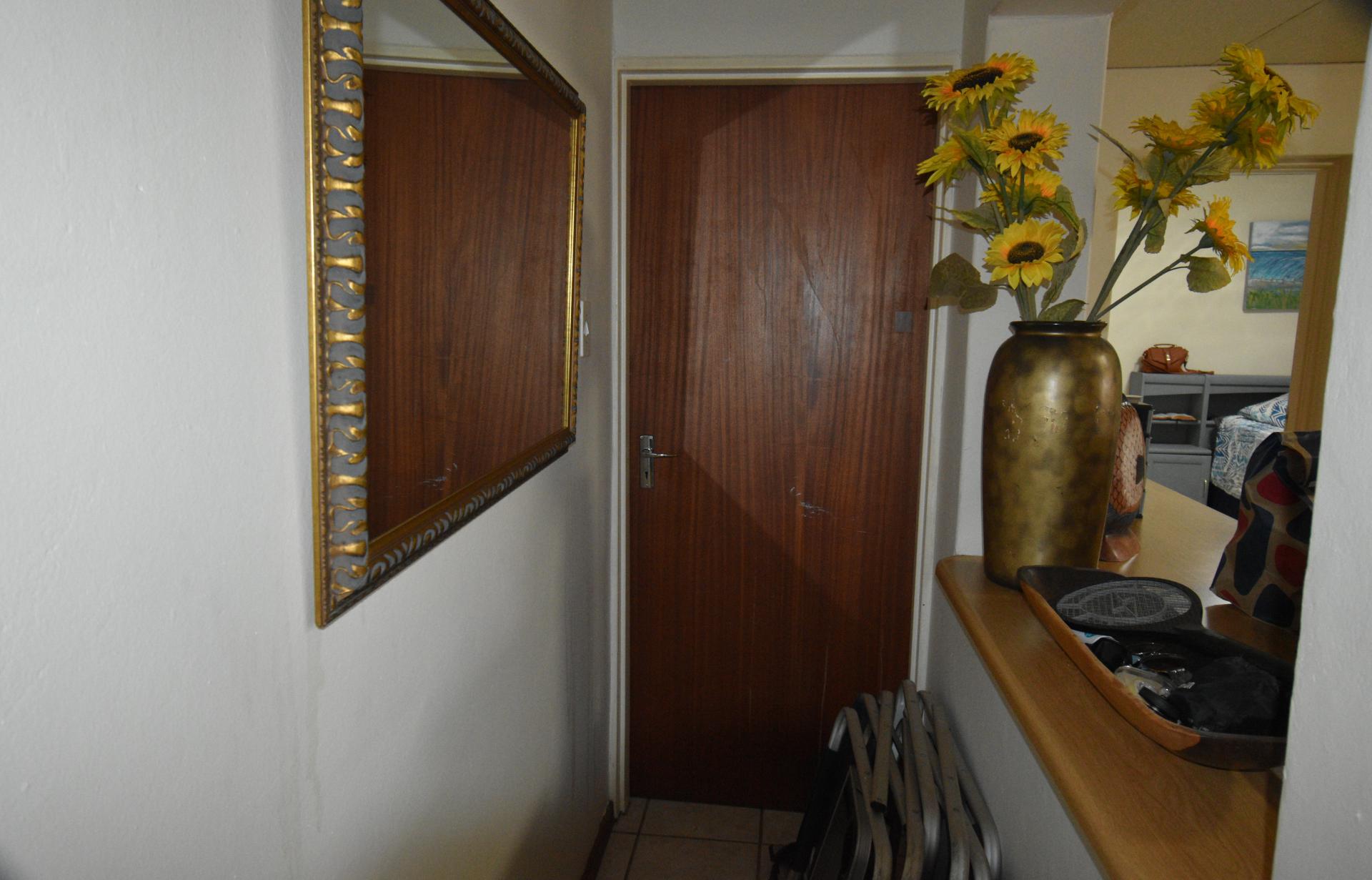  of property in Helderkruin