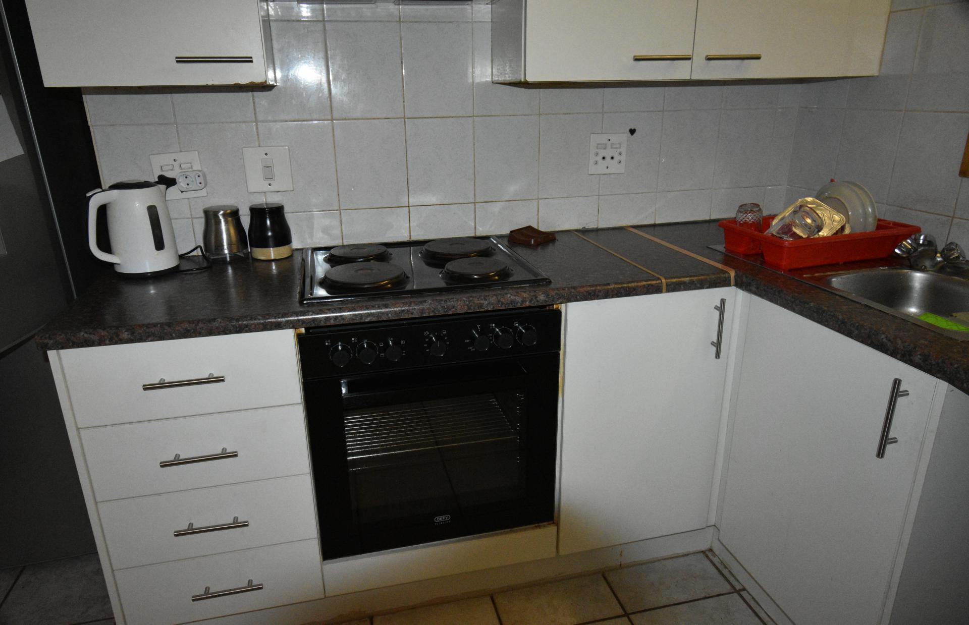  of property in Helderkruin