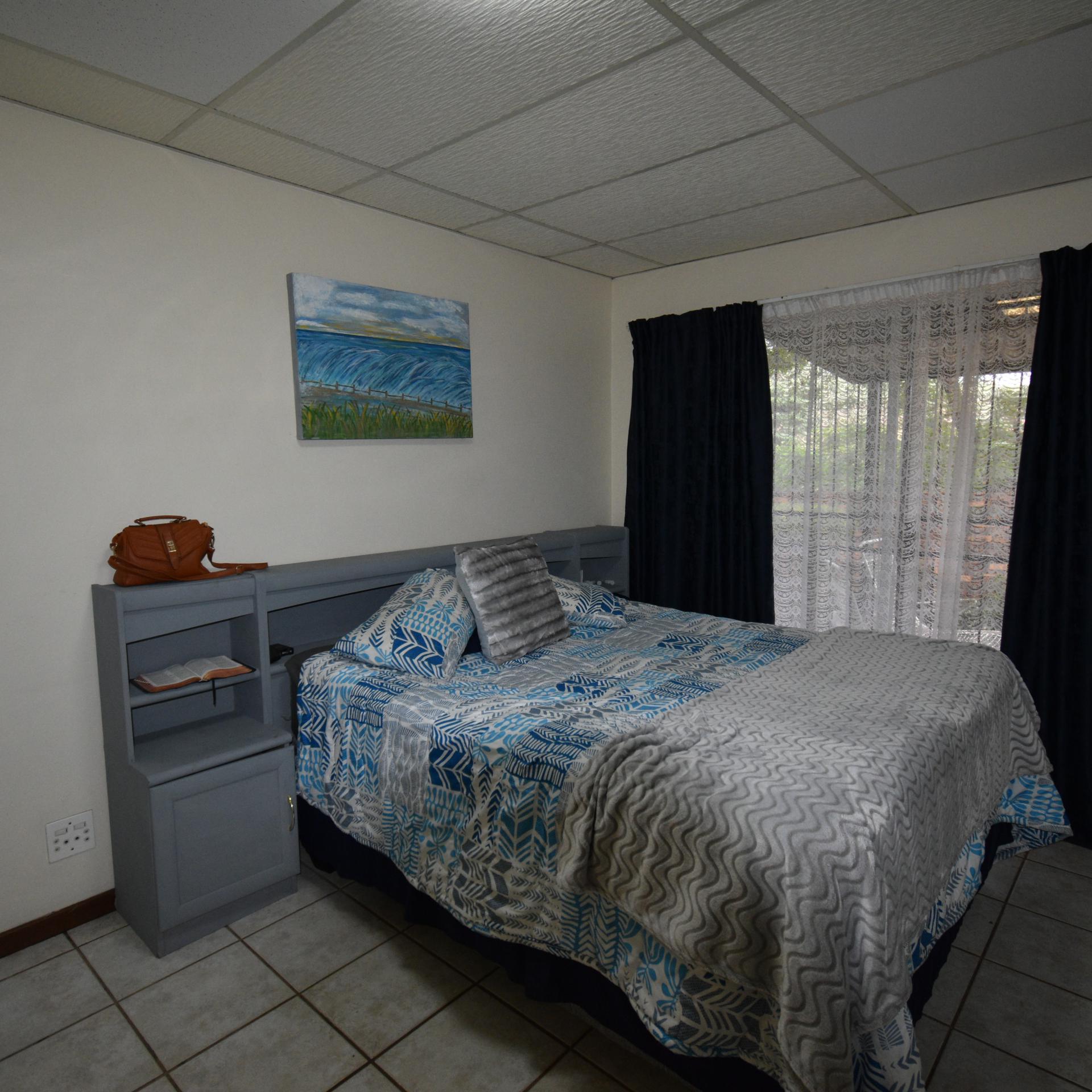  of property in Helderkruin