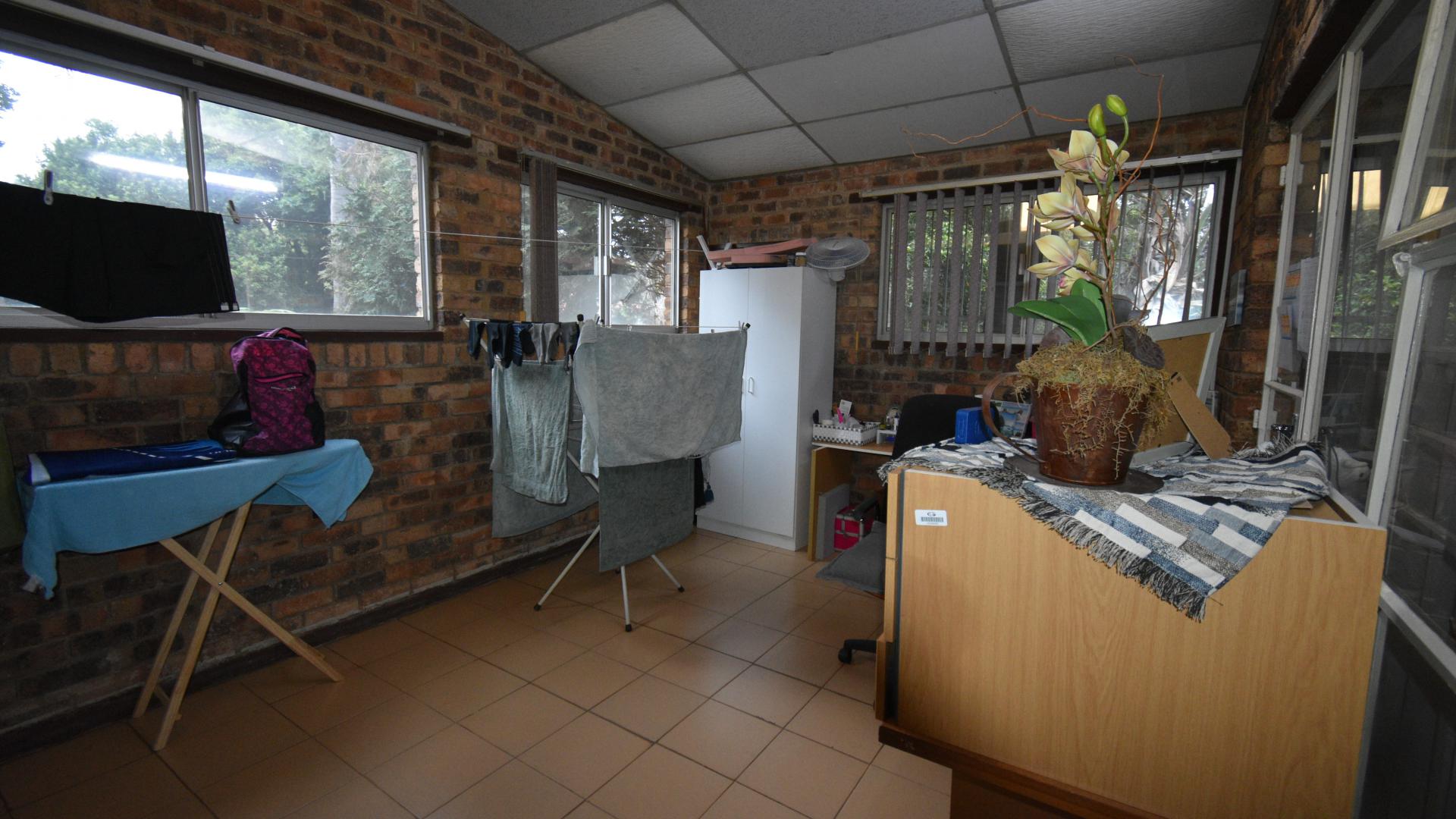  of property in Helderkruin