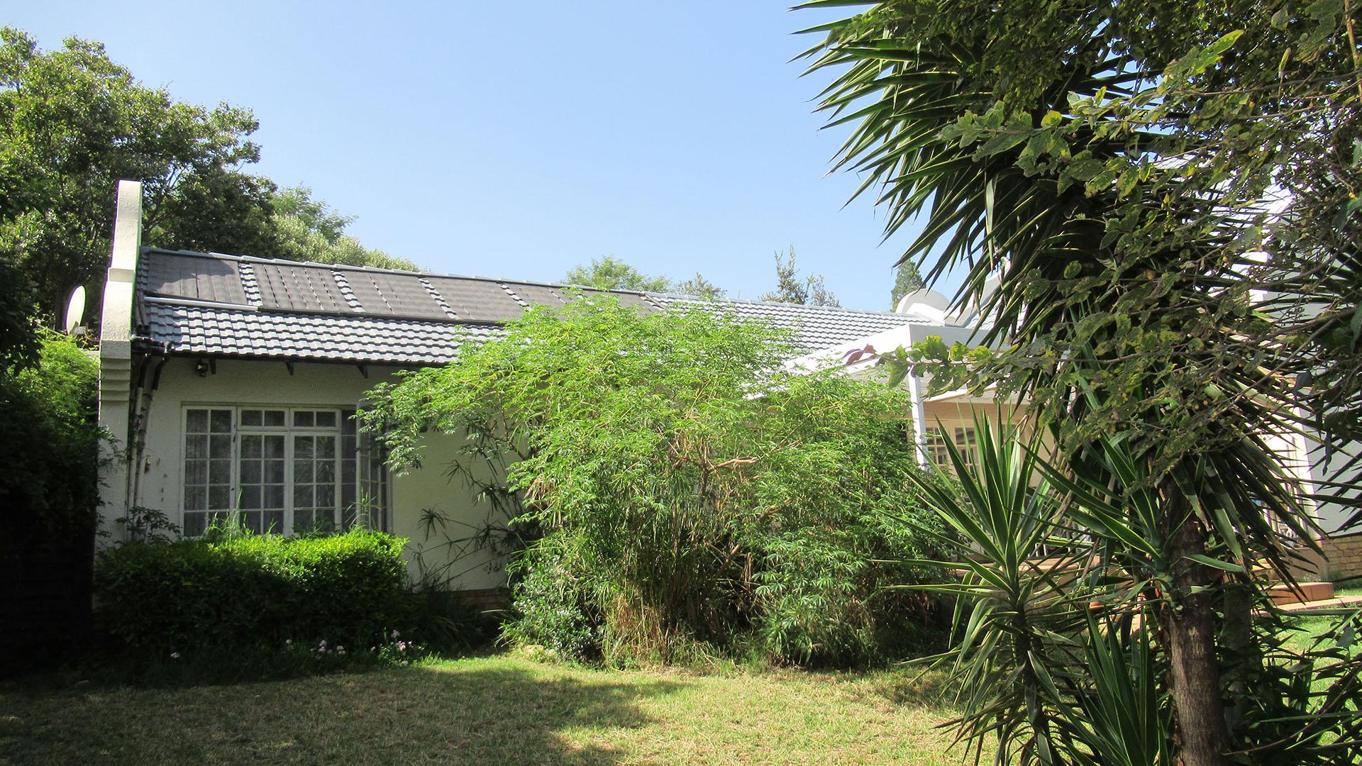 Backyard of property in Meadowhurst