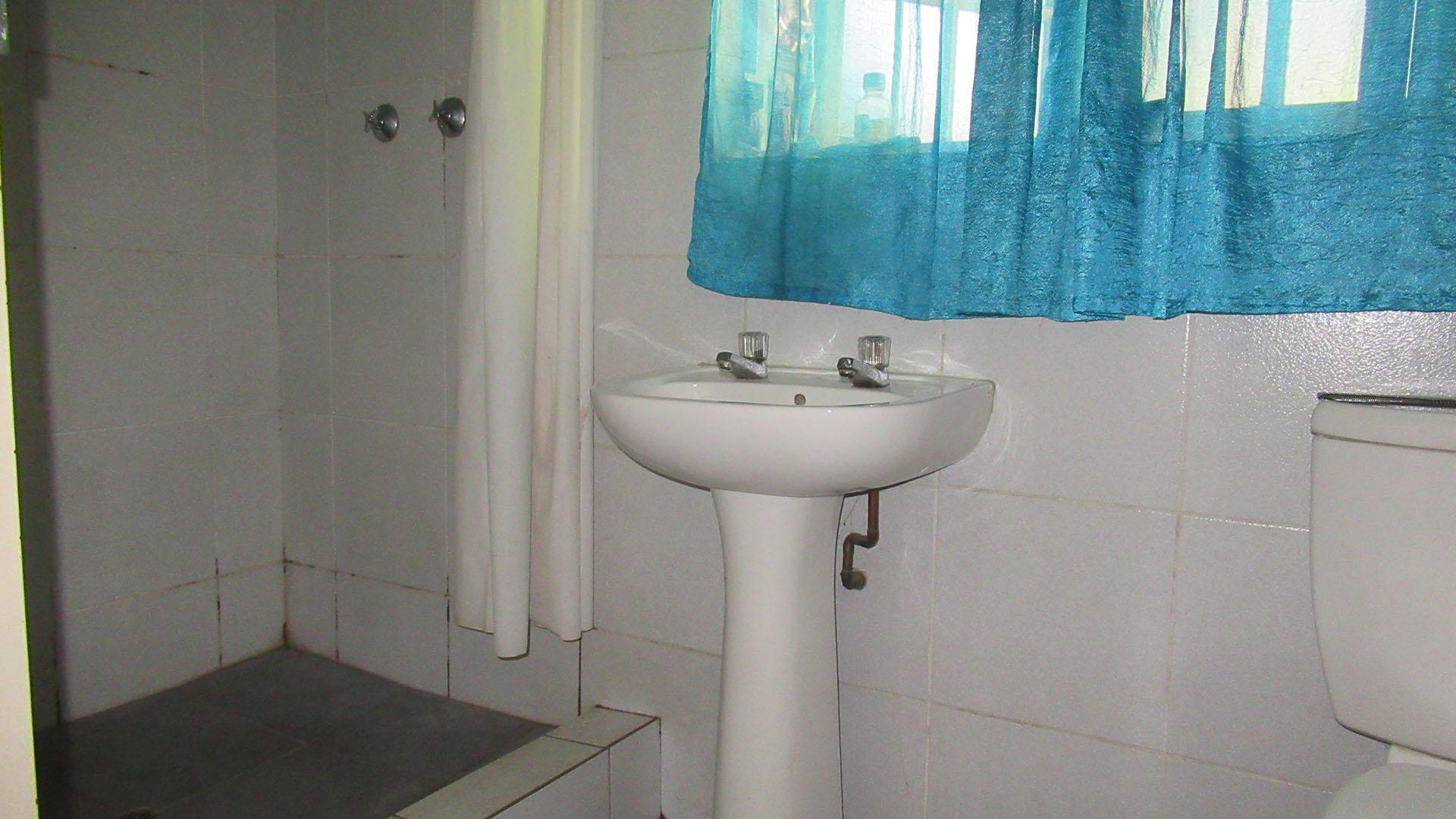 Flatlet - 20 square meters of property in Meadowhurst