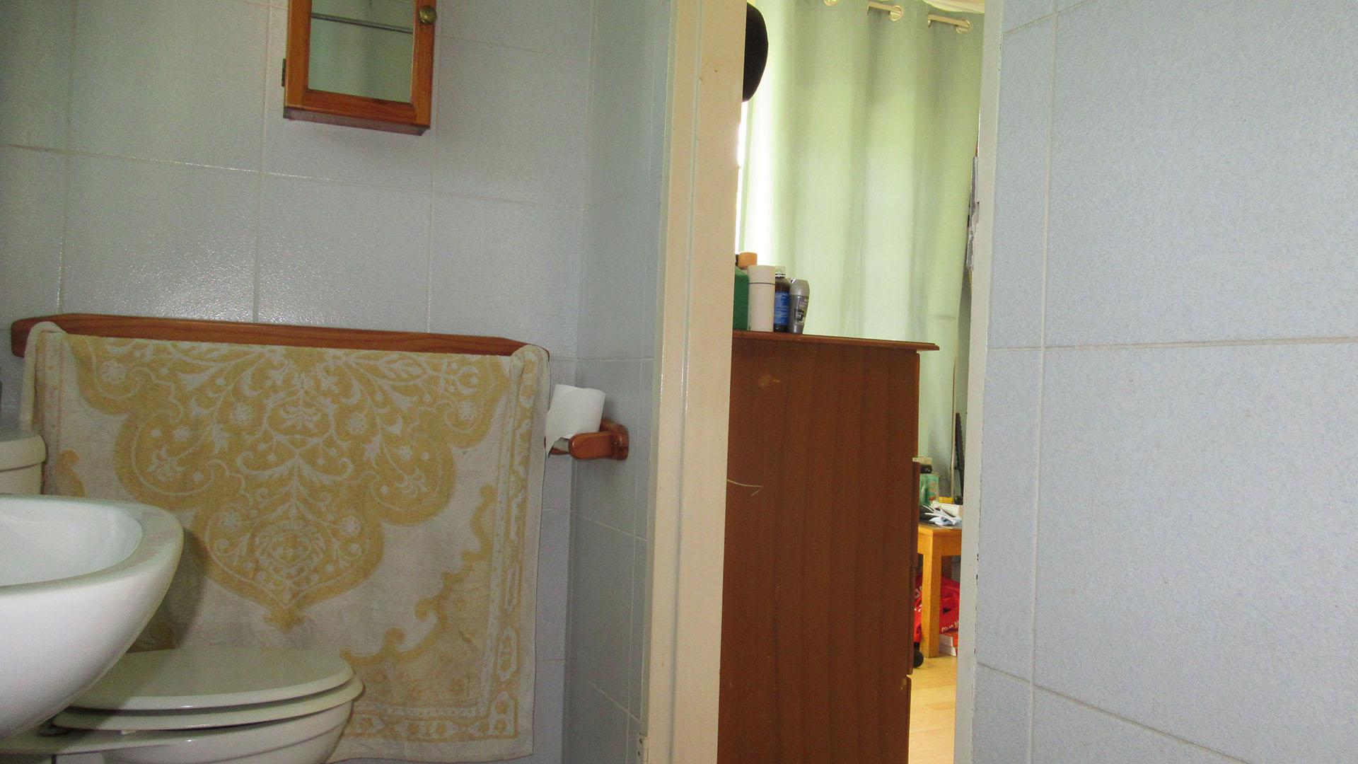 Flatlet - 20 square meters of property in Meadowhurst