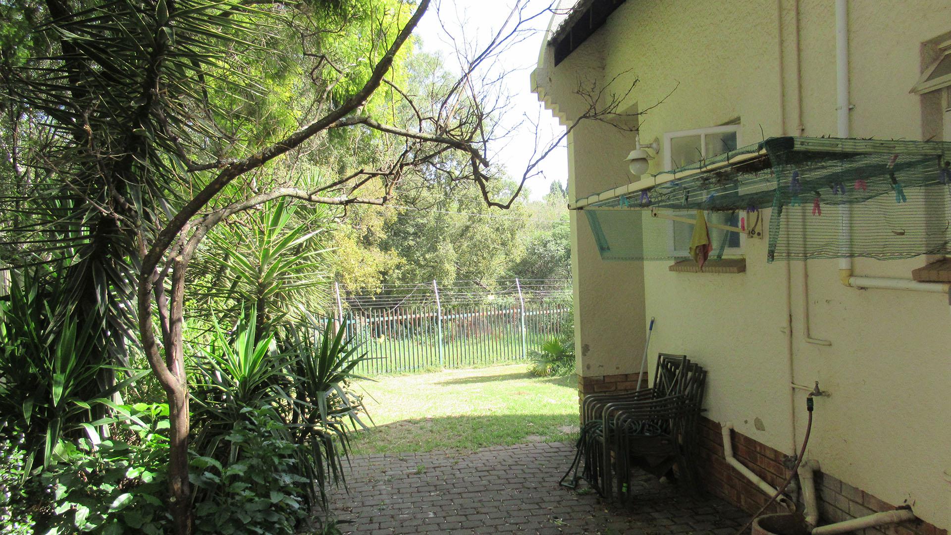 Backyard of property in Meadowhurst