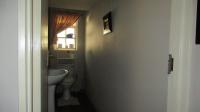 Guest Toilet - 8 square meters of property in Meadowhurst