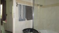 Bathroom 1 - 4 square meters of property in Meadowhurst