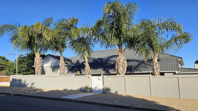 4 Bedroom Freehold Residence for Sale For Sale in Malmesbury - Home Sell - MR706128