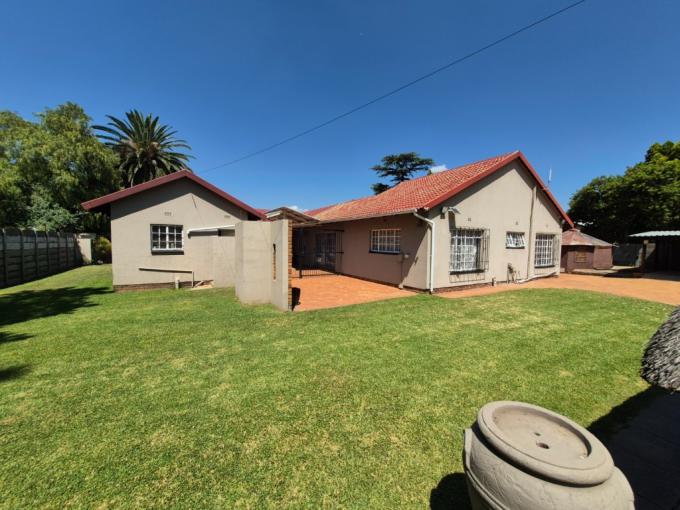 3 Bedroom House for Sale For Sale in Brackenhurst - MR706152