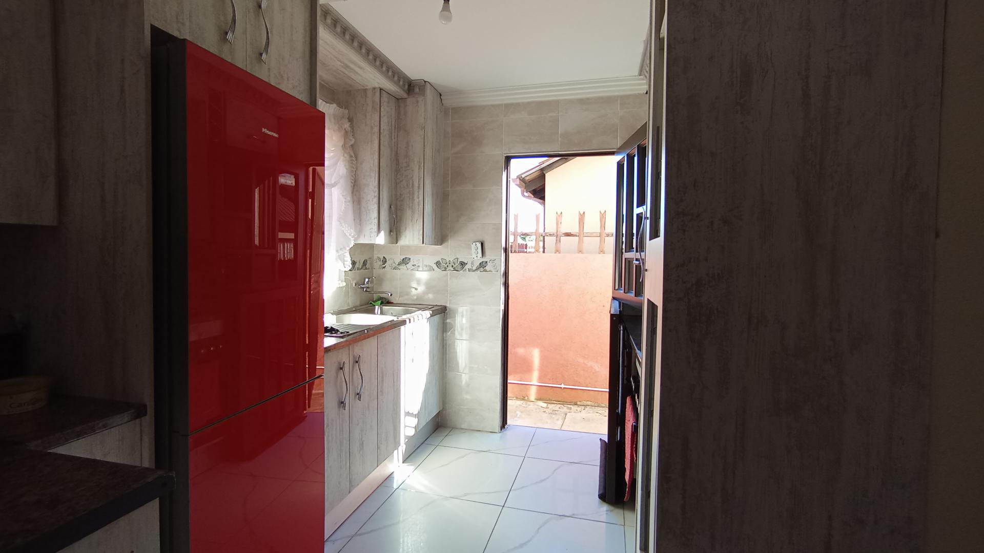 Kitchen of property in Soshanguve East