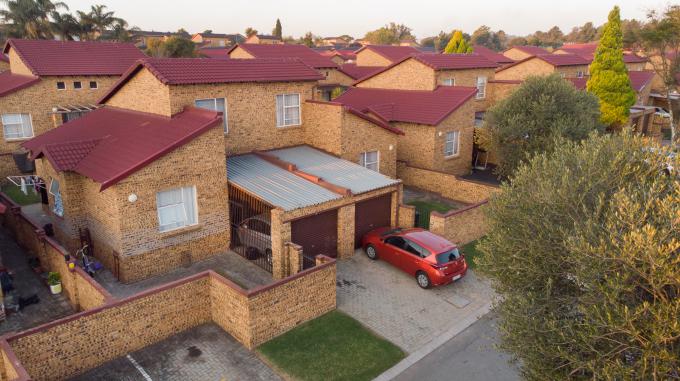 3 Bedroom Duplex for Sale For Sale in Honey Park - MR706207