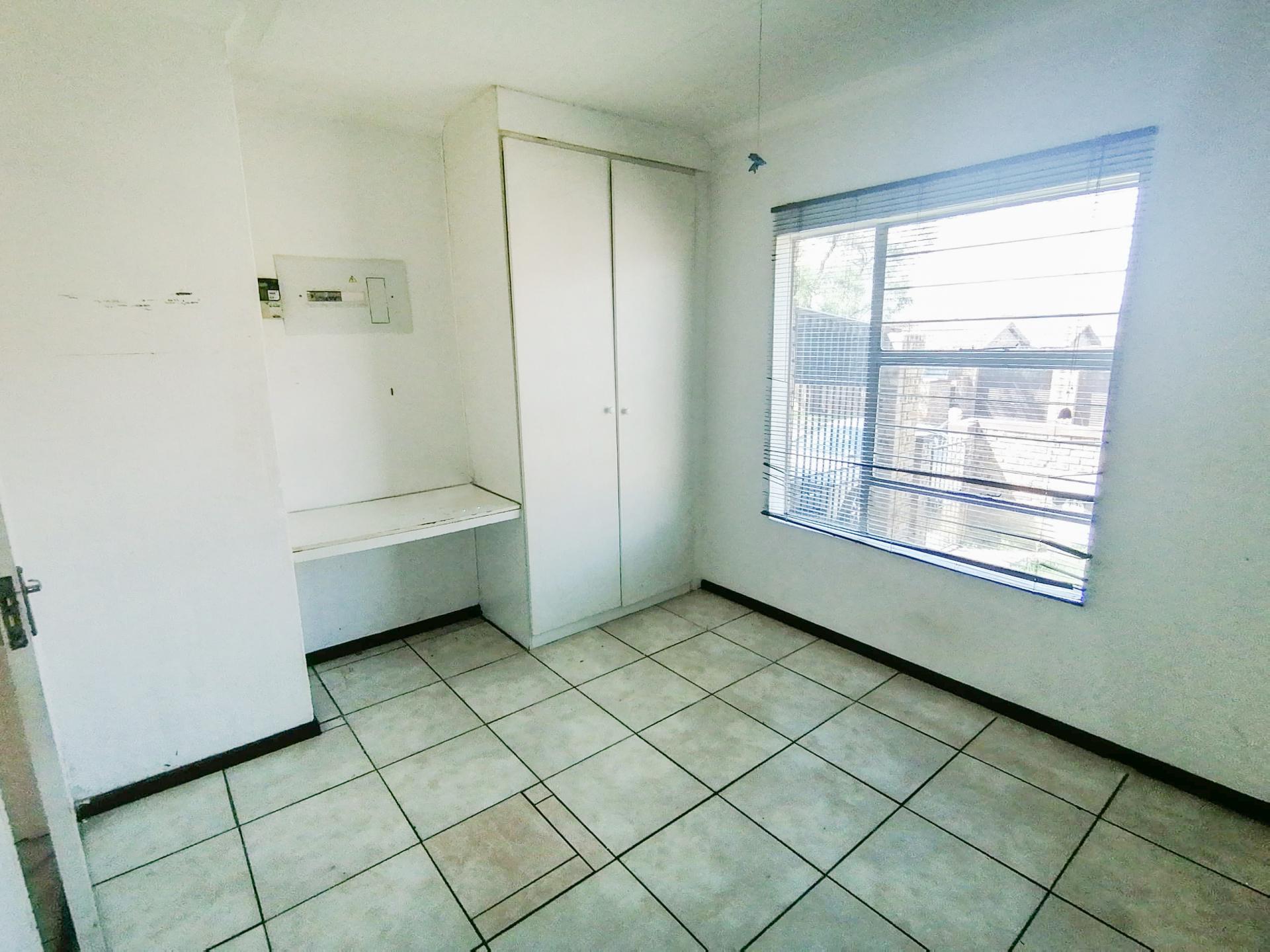  of property in Honey Park