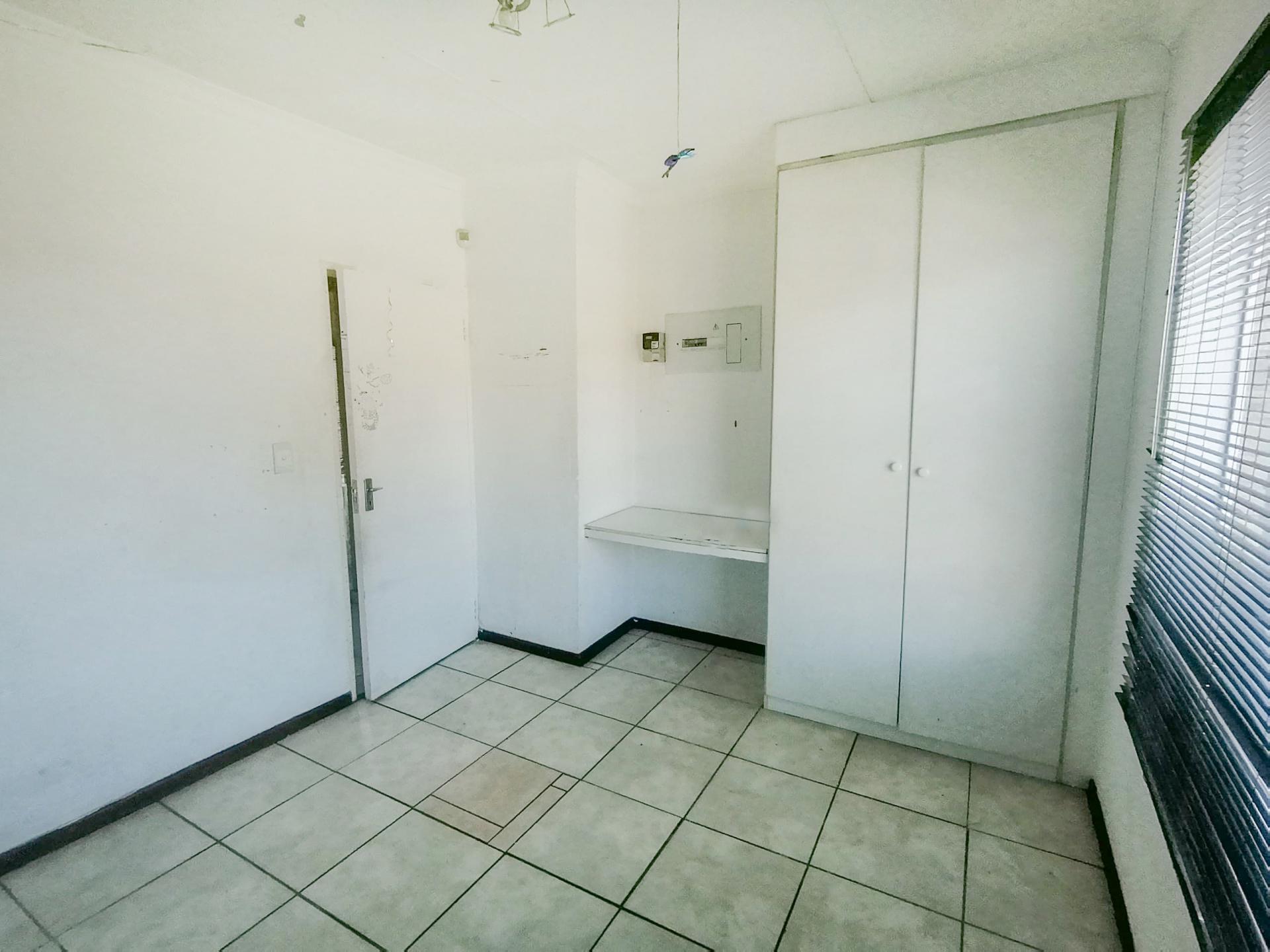  of property in Honey Park