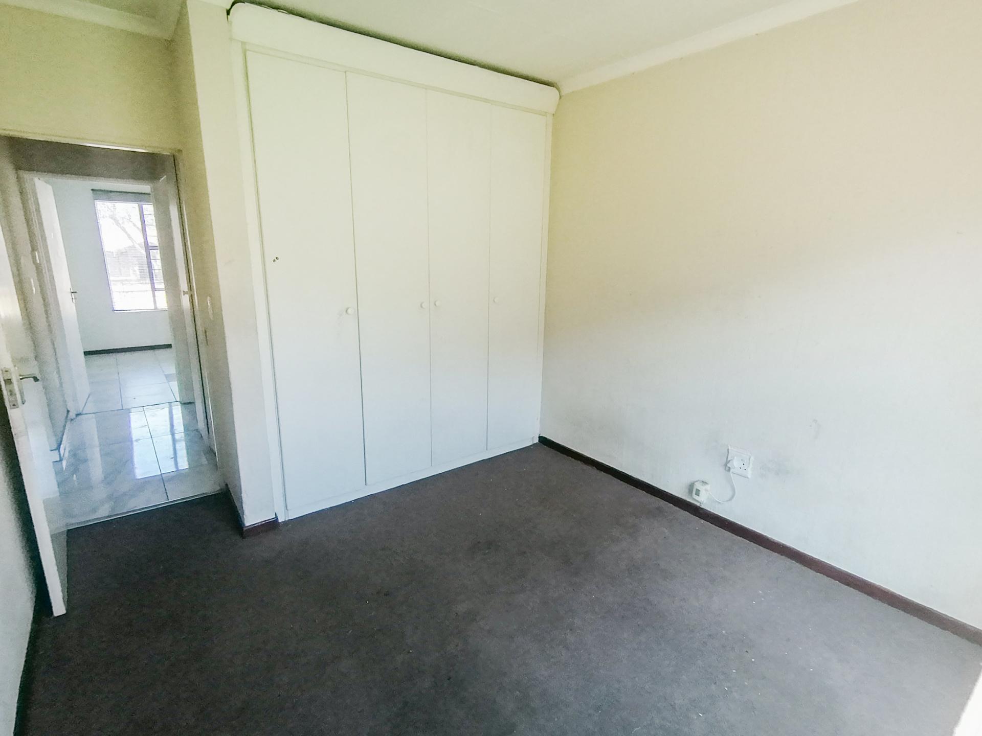  of property in Honey Park