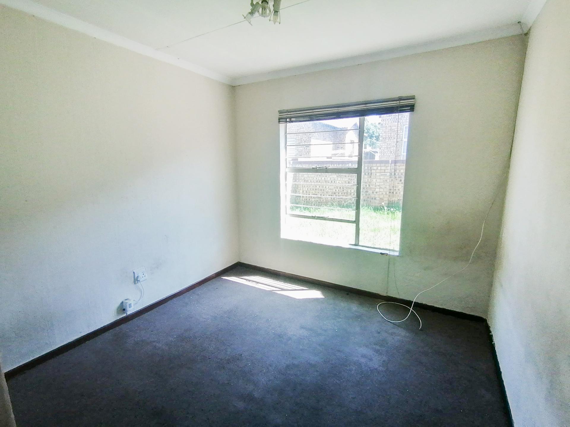  of property in Honey Park