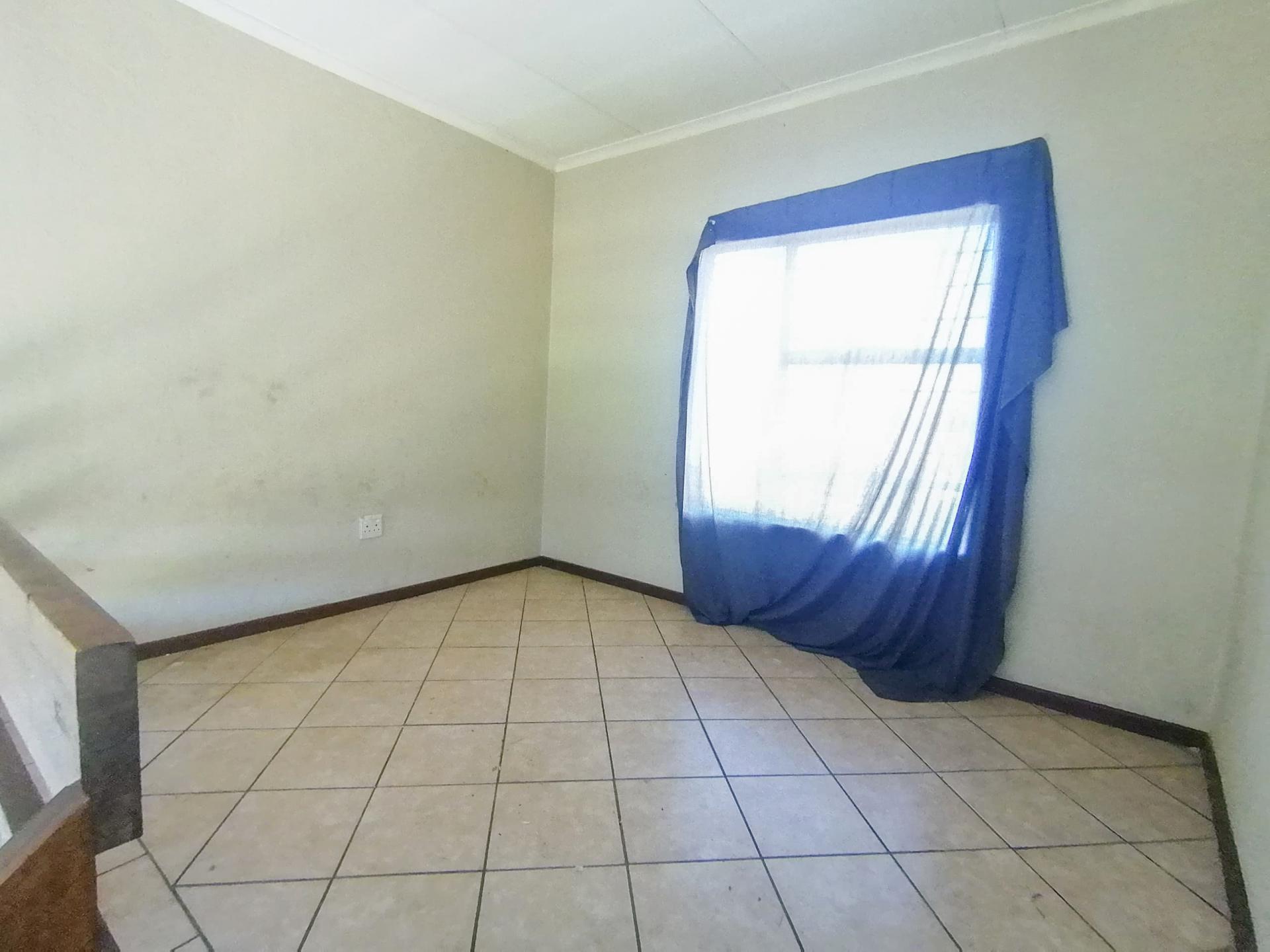  of property in Honey Park