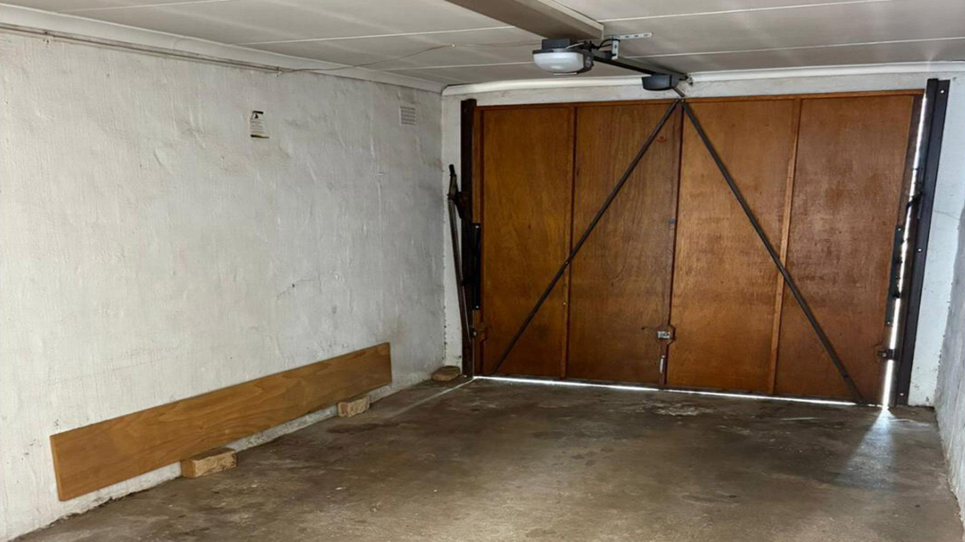 Garage of property in Fairlands
