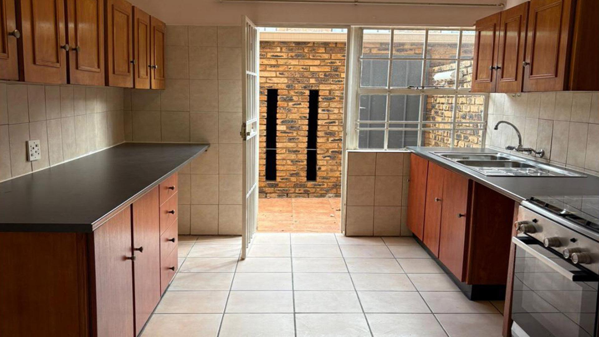 Kitchen of property in Fairlands