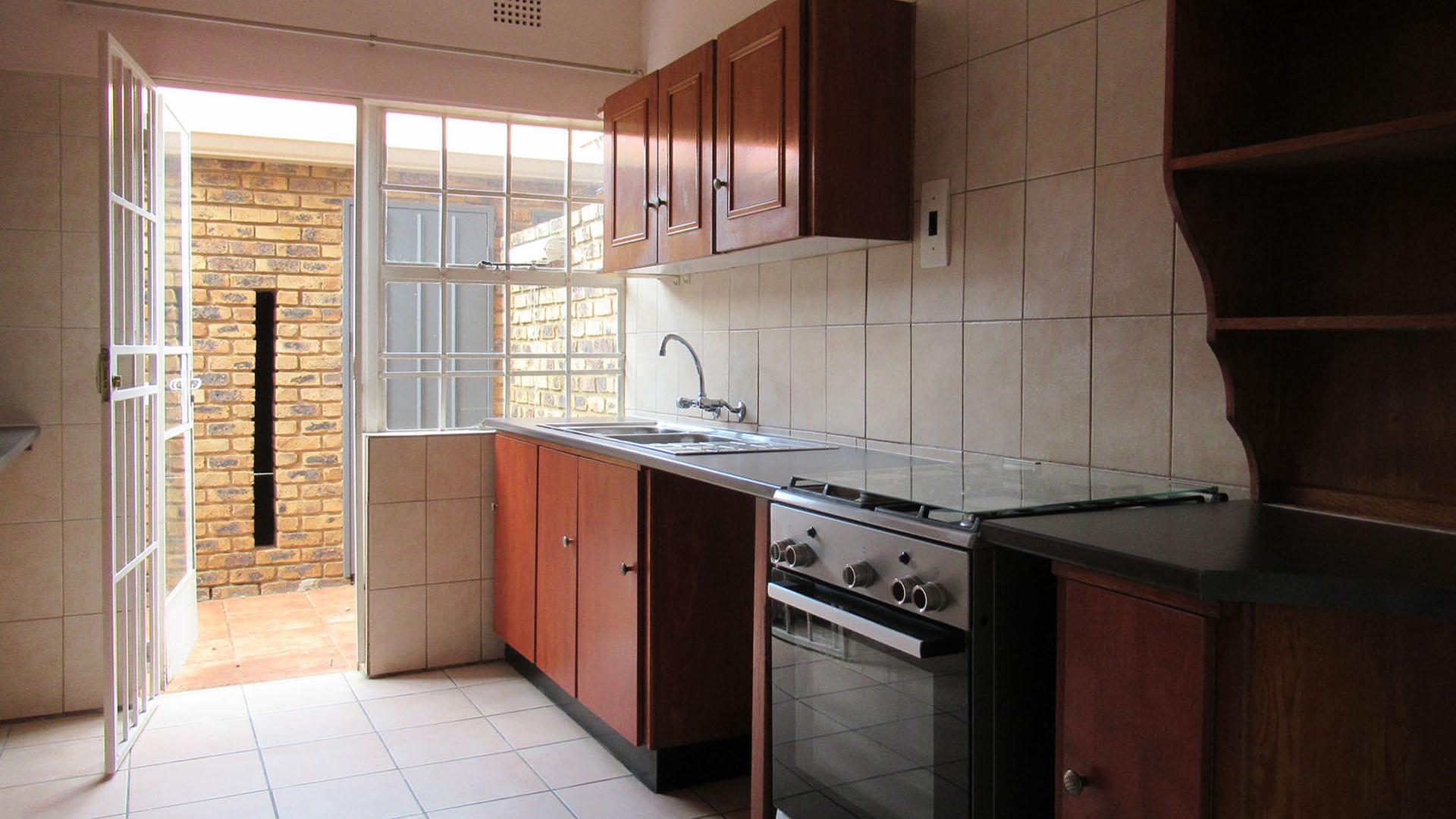Kitchen - 11 square meters of property in Fairlands