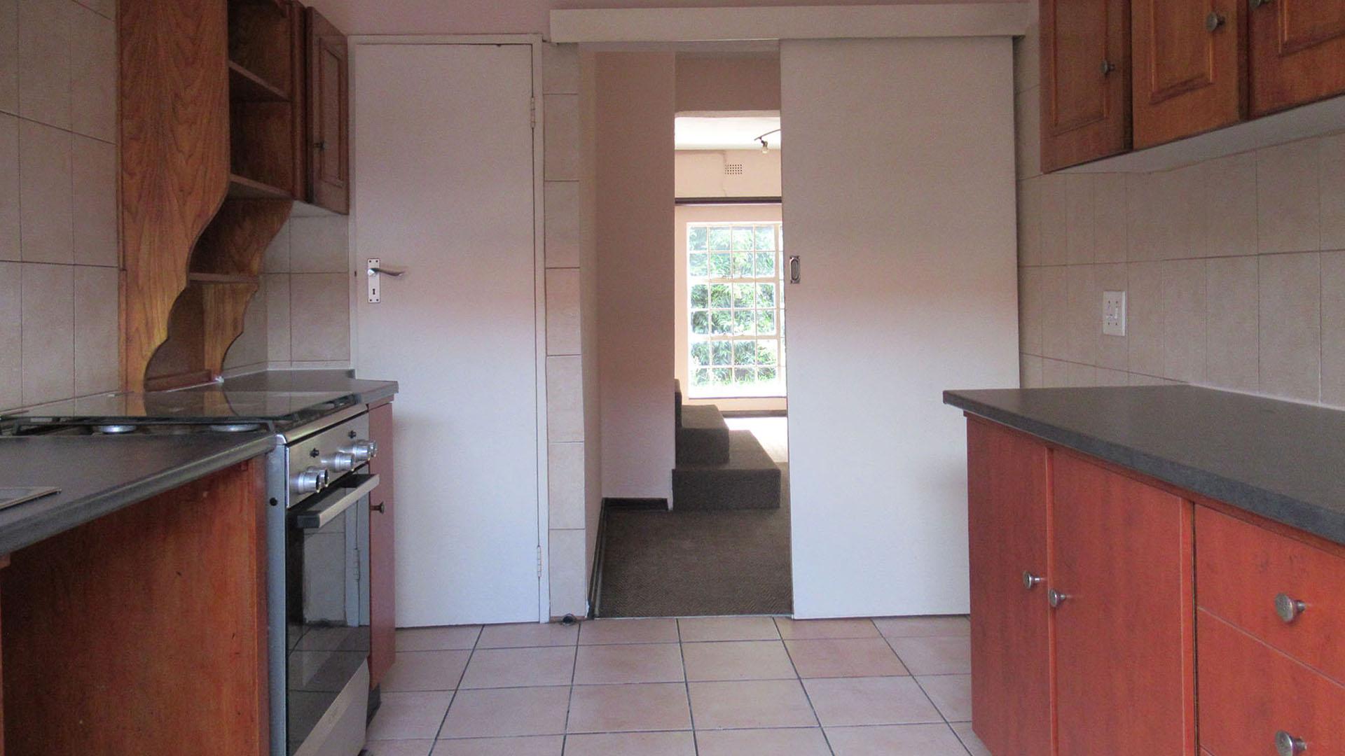 Kitchen - 11 square meters of property in Fairlands