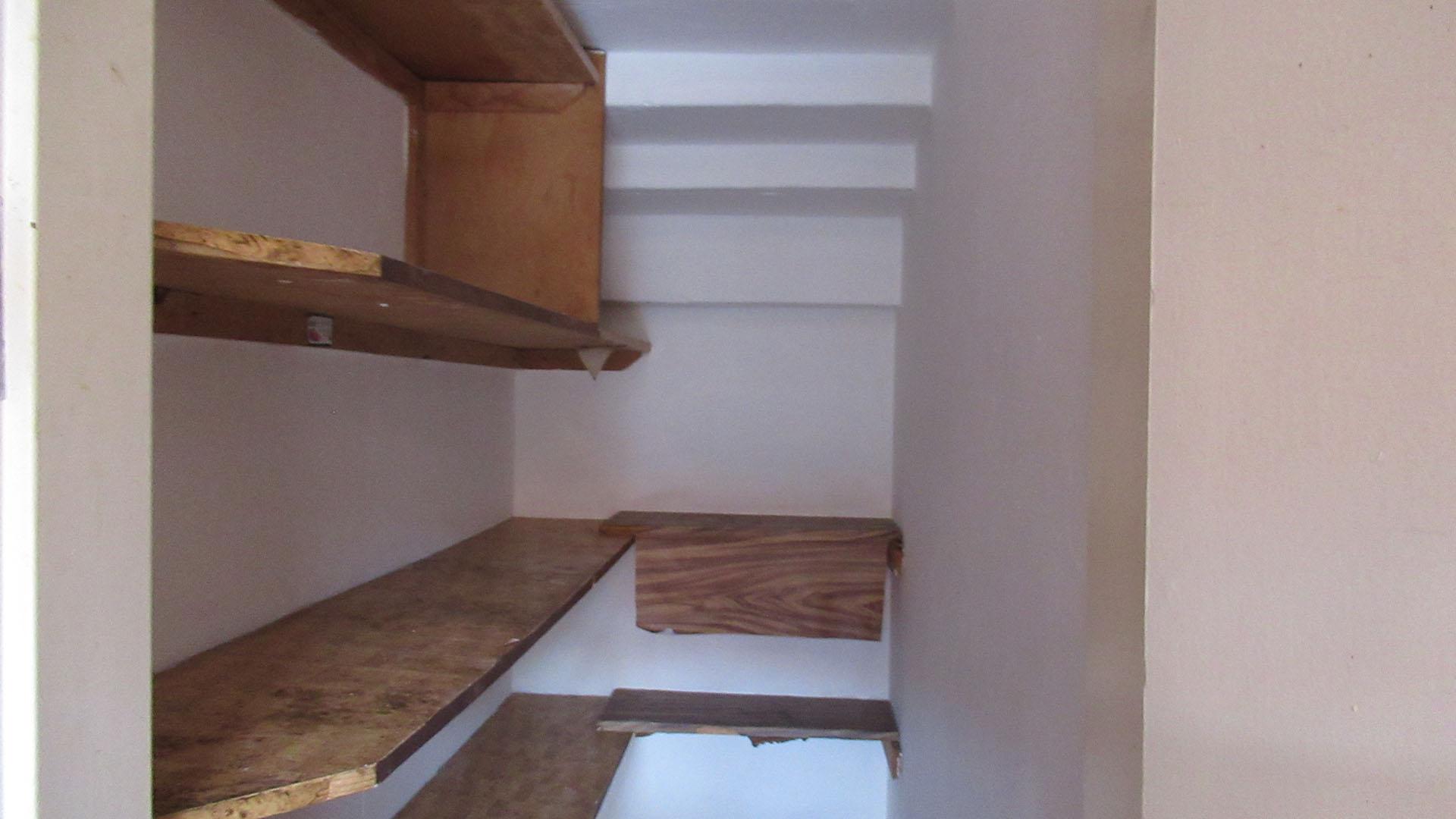 Spaces - 14 square meters of property in Fairlands