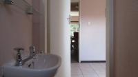 Guest Toilet - 2 square meters of property in Fairlands