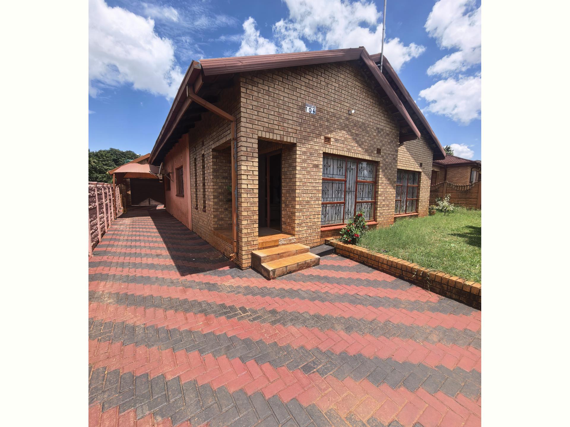  of property in Thohoyandou