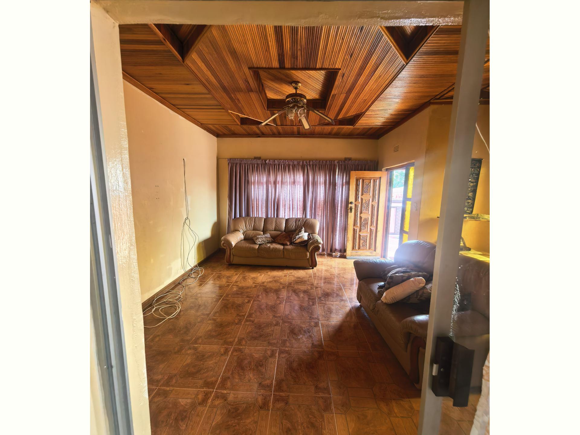  of property in Thohoyandou