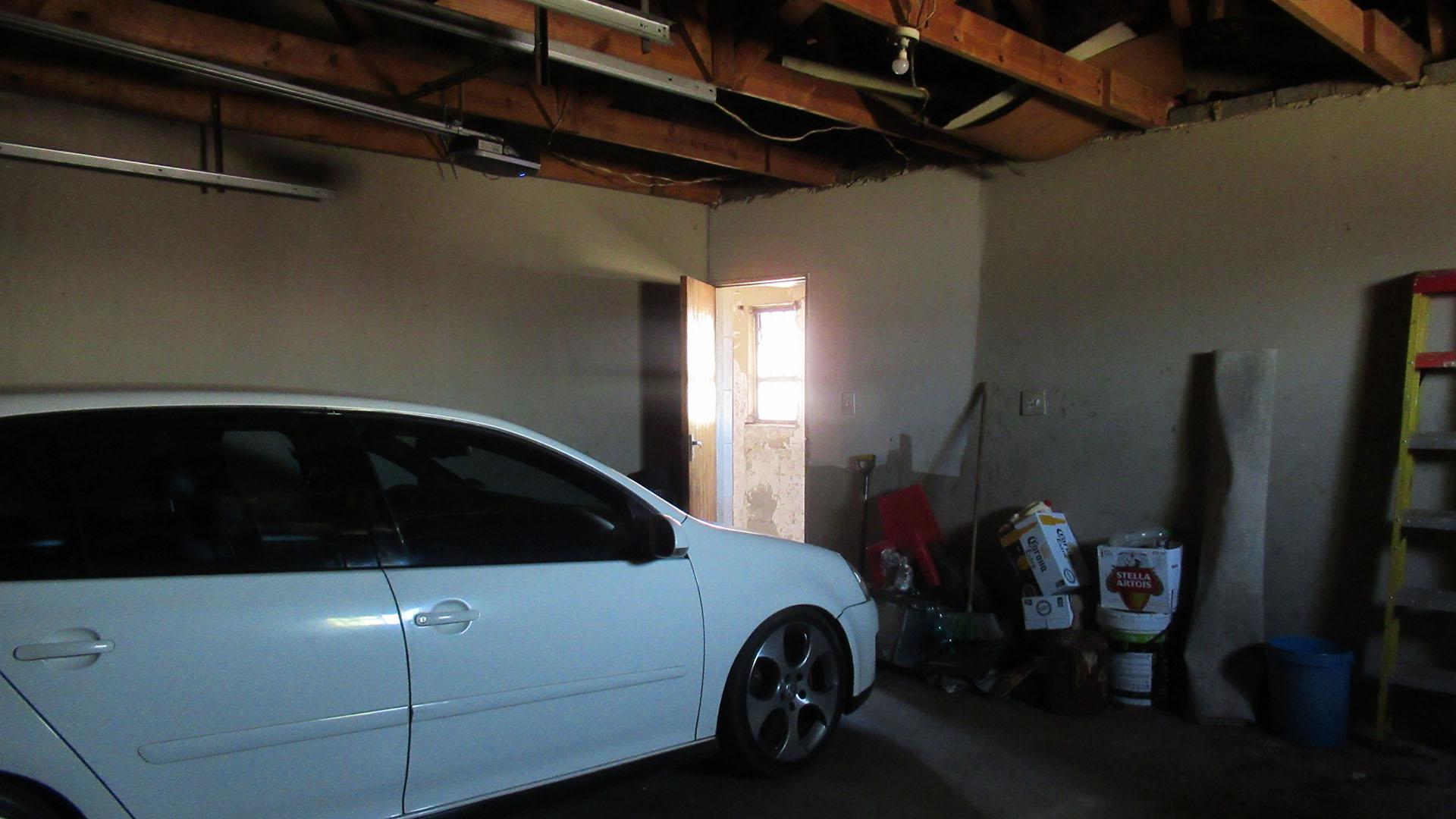 Garage - 41 square meters of property in Duduza