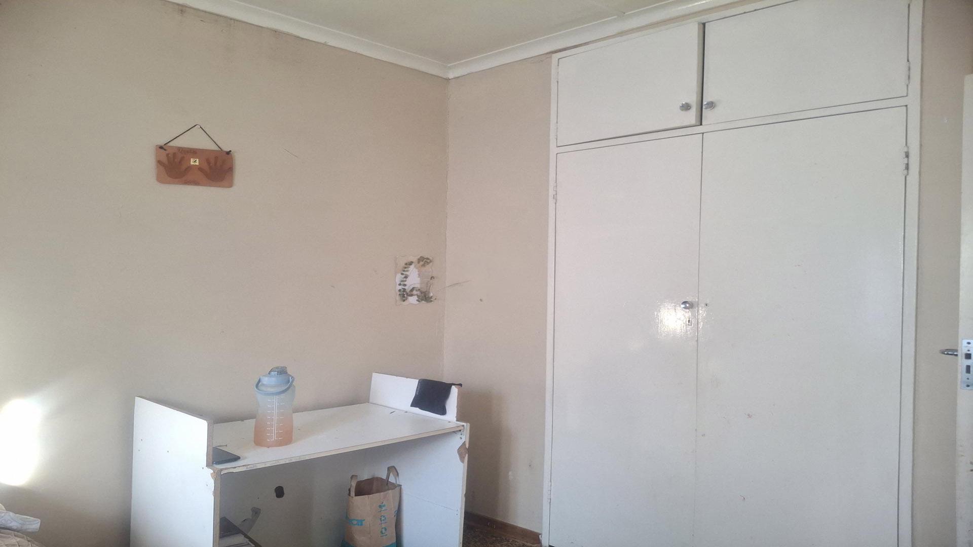 Bed Room 3 of property in Witpoortjie