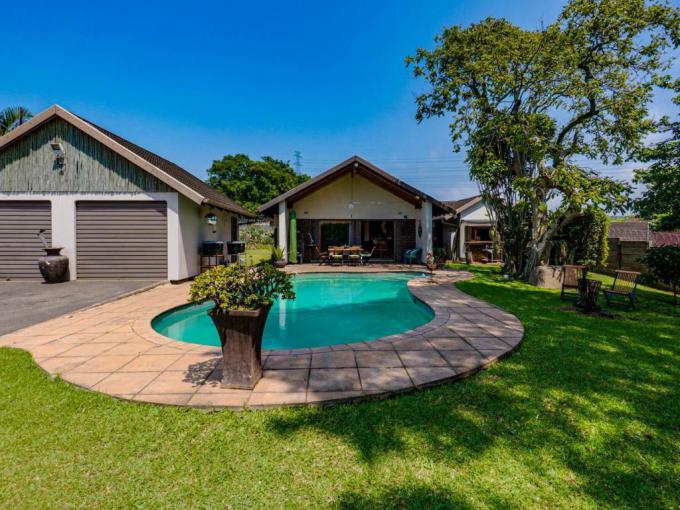 House for Sale For Sale in Amanzimtoti  - MR706247