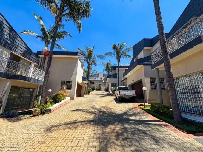 4 Bedroom Simplex for Sale For Sale in Bassonia - MR706256