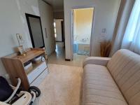  of property in Meredale