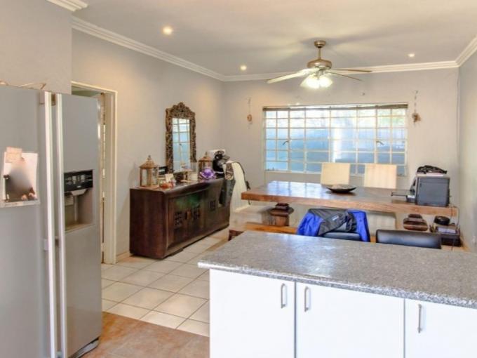 3 Bedroom House for Sale For Sale in Brackendowns - MR706266