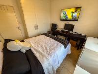  of property in Mondeor