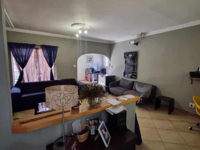 3 Bedroom House for Sale For Sale in Brackenhurst - MR706278