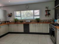  of property in Brackenhurst