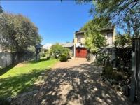  of property in Brackenhurst