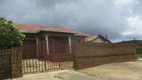 Front View of property in Kwa-Guqa