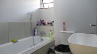 Bathroom 1 - 4 square meters of property in South Hills