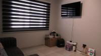 Lounges of property in South Hills