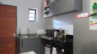 Kitchen - 16 square meters of property in South Hills