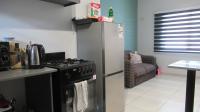 Kitchen - 16 square meters of property in South Hills
