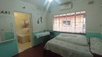 Bed Room 1 - 22 square meters of property in Pinetown 