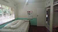 Bed Room 1 - 22 square meters of property in Pinetown 