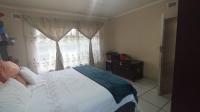 Main Bedroom - 39 square meters of property in Pinetown 