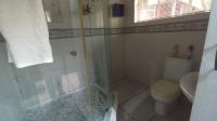 Main Bathroom - 7 square meters of property in Pinetown 