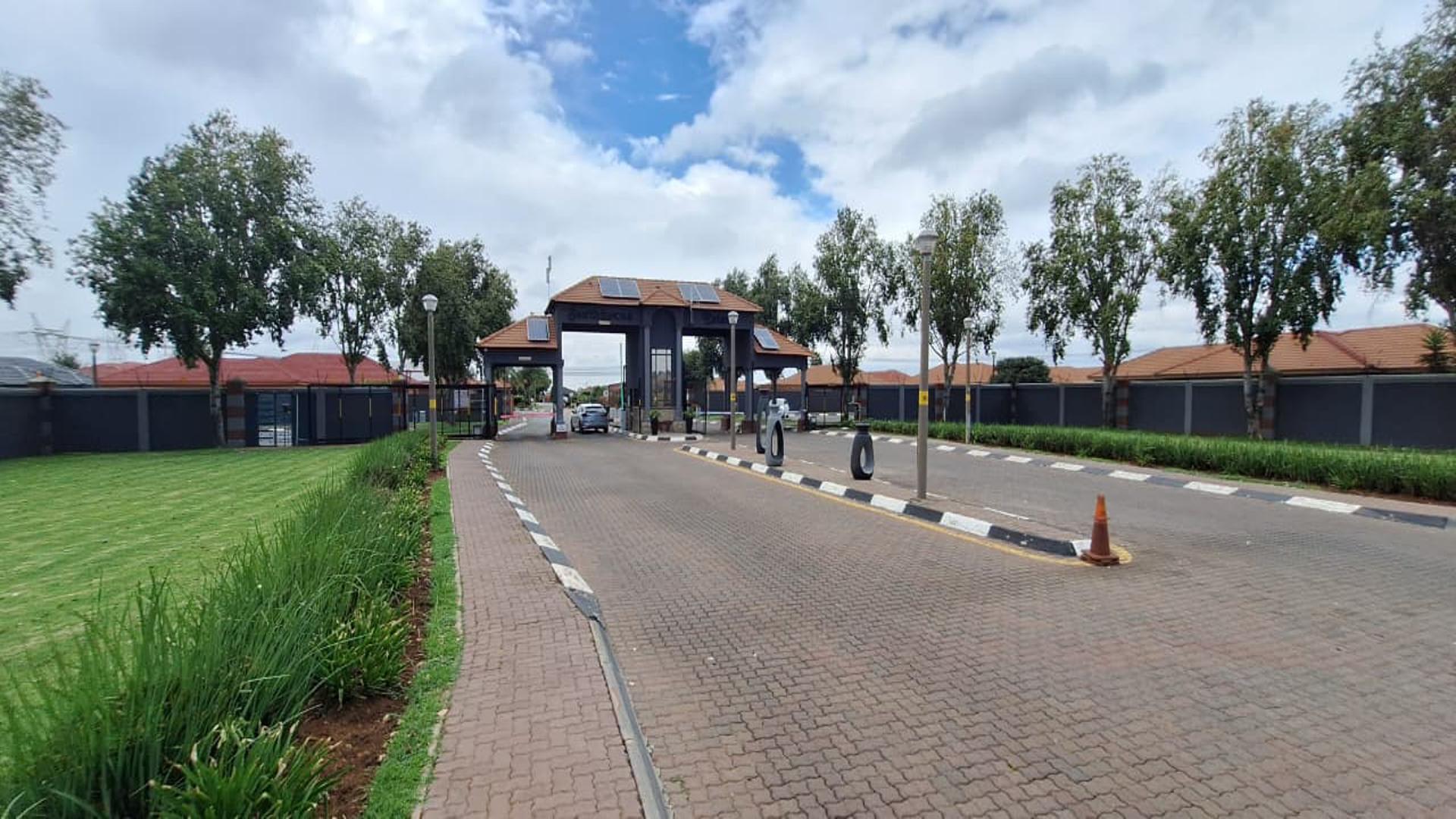 Front View of property in Southdowns Estate